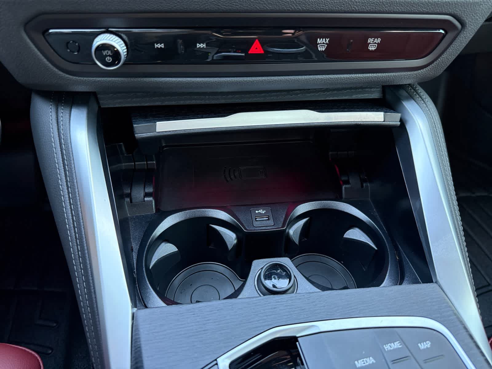 Used 2025 BMW M240i Coupe w/ Premium Package RWD image 17