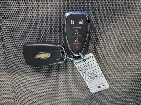 Used 2023 Chevrolet Traverse LT AWD/4WD image 57