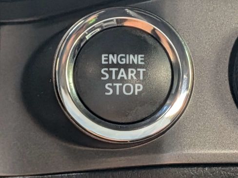 Used 2019 Toyota Tacoma TRD Off-Road AWD/4WD image 34
