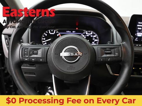 Used 2023 Nissan Rogue S AWD/4WD image 10