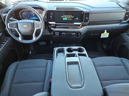 New 2026 Chevrolet Silverado 3500 LT image 10