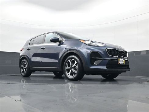 Used 2022 Kia Sportage LX image 23