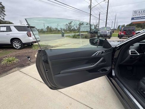 Used 2025 BMW 430i Convertible w/ Premium Package image 23