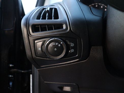 Used 2012 Ford Focus SEL image 29