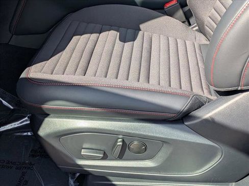 New 2026 Ford Explorer ST-Line w/ ST-Line Street Pack image 4