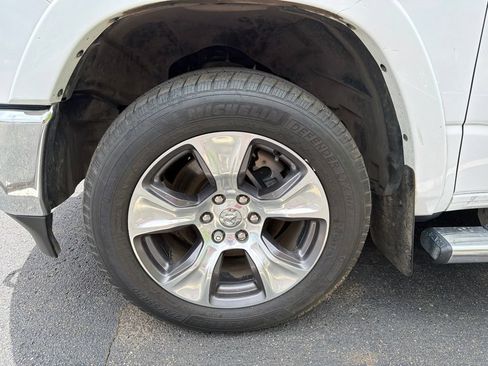 Used 2021 RAM 1500 Laramie AWD/4WD image 10