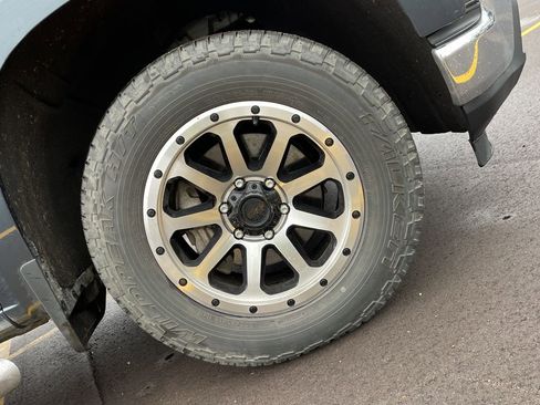 Used 2020 Chevrolet Silverado 1500 LT w/ All-Star Edition image 17