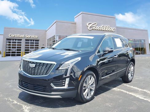 Used 2023 Cadillac XT5 Premium Luxury w/ Technology Package AWD/4WD image 1