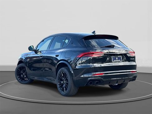 New 2025 Maserati Grecale Modena image 5