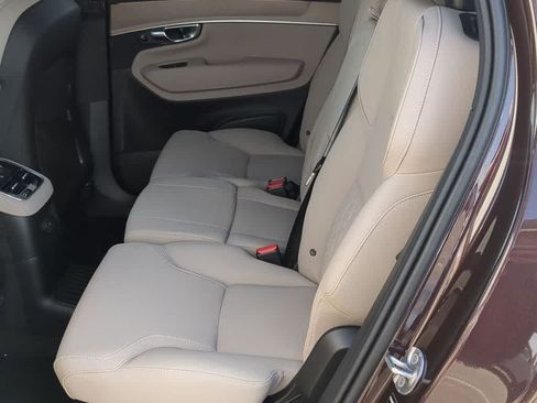 New 2026 Volvo XC90 T8 Plus w/ Protection Package Premier AWD/4WD image 18