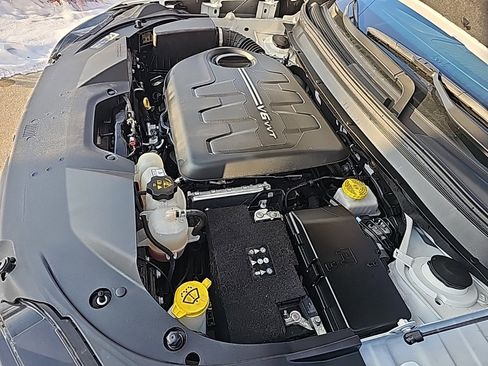 Used 2019 Jeep Cherokee Trailhawk w/ Comfort/Convenience Group image 39