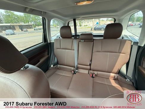 Used 2017 Subaru Forester 2.5i Touring AWD/4WD image 26