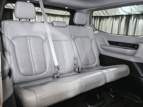 Used 2022 Jeep Wagoneer Series III w/ Premium Group I image 58