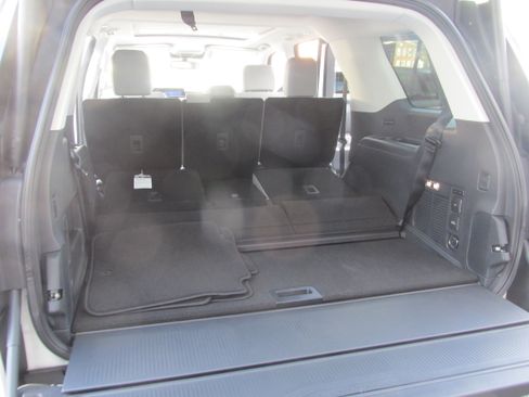 New 2025 Ford Expedition Active image 25