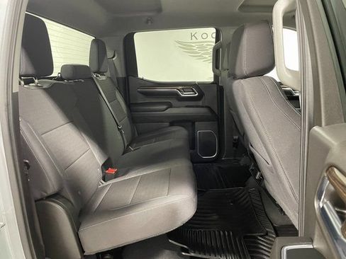 Used 2024 Chevrolet Silverado 1500 LT AWD/4WD image 21