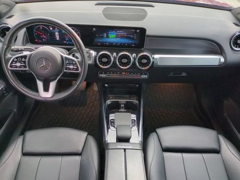 Used 2020 Mercedes-Benz GLB 250 4MATIC image 18