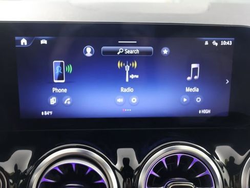 Used 2024 Mercedes-Benz GLA 250 4MATIC w/ Winter Heating Package image 14