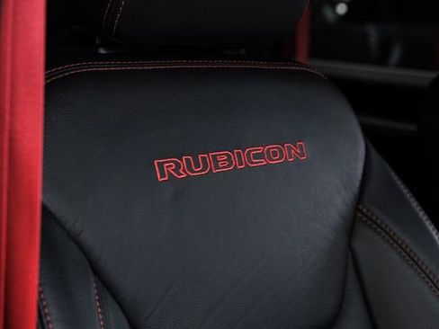 Used 2017 Jeep Wrangler Rubicon AWD/4WD image 17