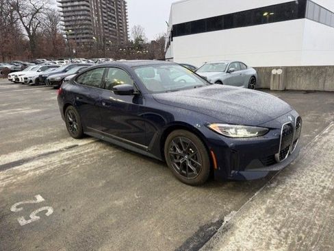 Certified 2023 BMW i4 eDrive40 image 2