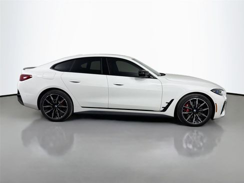 New 2026 BMW i4 xDrive40i w/ M Sport Package AWD/4WD image 3