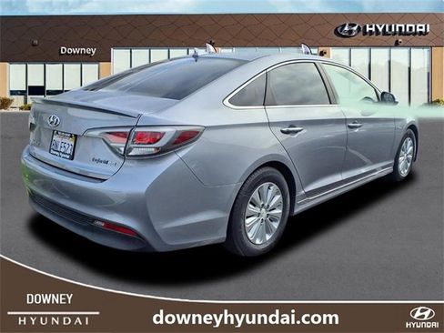 Used 2016 Hyundai Sonata SE image 4