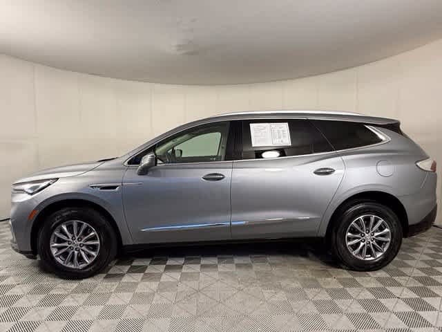 Used 2024 Buick Enclave Essence w/ Technology Package AWD/4WD image 3