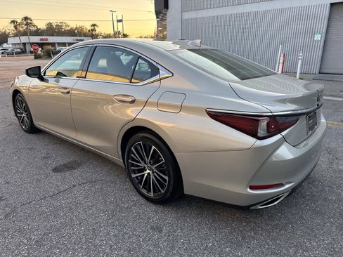 Certified 2024 Lexus ES 350 w/ Premium Package image 5