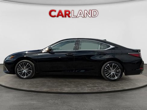 Used 2022 Lexus ES 350 w/ Premium Package FWD image 2