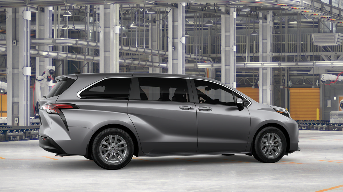 New 2026 Toyota Sienna LE FWD image 13