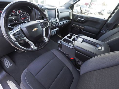 Used 2021 Chevrolet Silverado 1500 LT image 15
