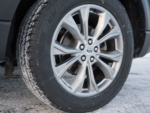 Used 2023 Ford Explorer XLT w/ Equipment Group 202A image 36