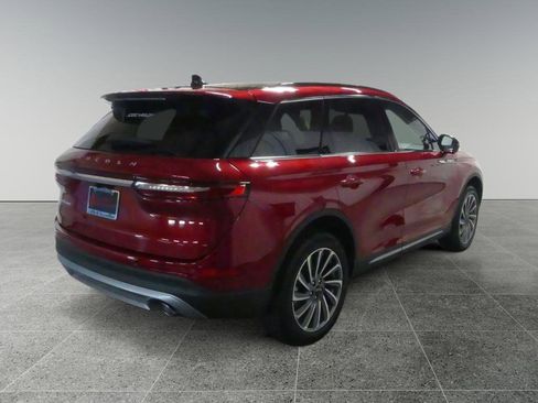 New 2025 Lincoln Corsair Reserve w/ Rear Removable Package Tray image 6