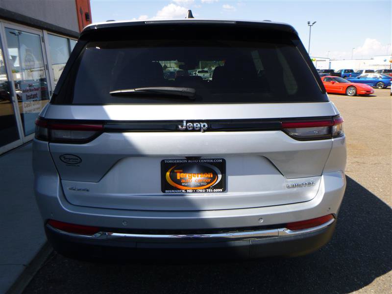Used 2023 Jeep Grand Cherokee Limited AWD/4WD image 20