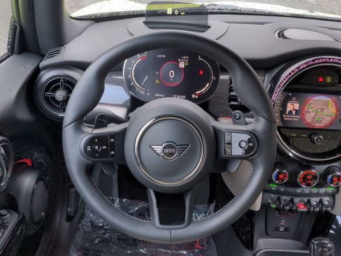 Certified 2022 MINI Cooper S w/ Driver Assistance Package image 21