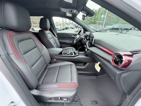 New 2026 Chevrolet Equinox RS w/ Convenience Package III FWD image 26