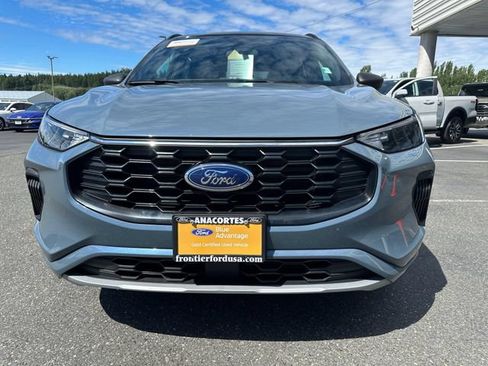 Certified 2023 Ford Escape ST-Line w/ Tech Pack #1 AWD/4WD image 7