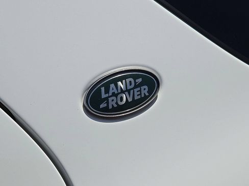Used 2025 Land Rover Discovery Sport S AWD/4WD image 11