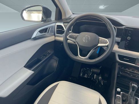 New 2026 Volkswagen Taos SE image 27