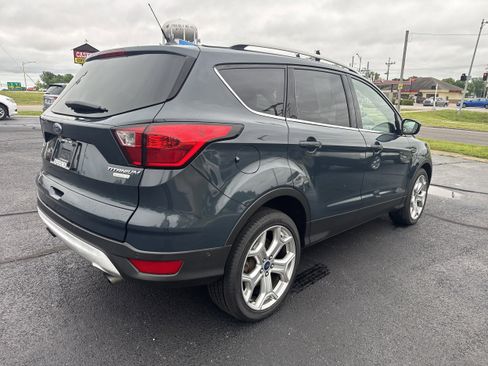 Used 2019 Ford Escape Titanium FWD image 11