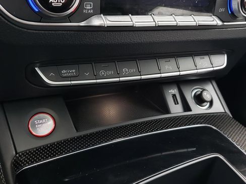 Used 2023 Audi SQ5 Premium Plus image 31