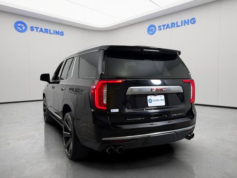 Used 2021 GMC Yukon Denali w/ Denali Premium Package AWD/4WD image 6