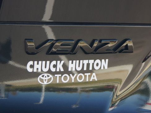 Used 2024 Toyota Venza Nightshade image 18