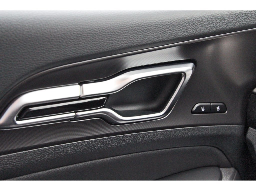 New 2026 Kia Sportage SX FWD image 14