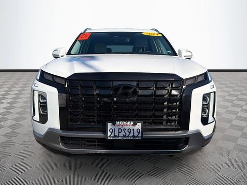Used 2024 Hyundai Palisade SEL FWD image 2
