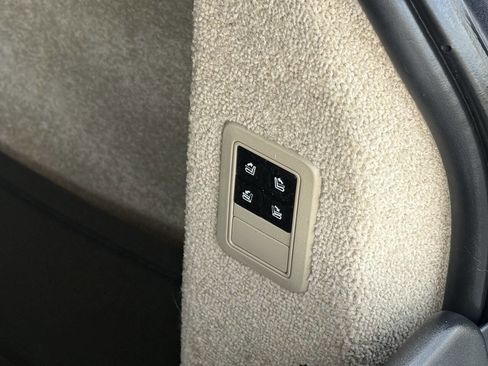 Used 2015 Land Rover Range Rover Supercharged image 19