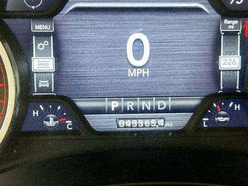 Used 2024 RAM 2500 Laramie AWD/4WD image 15