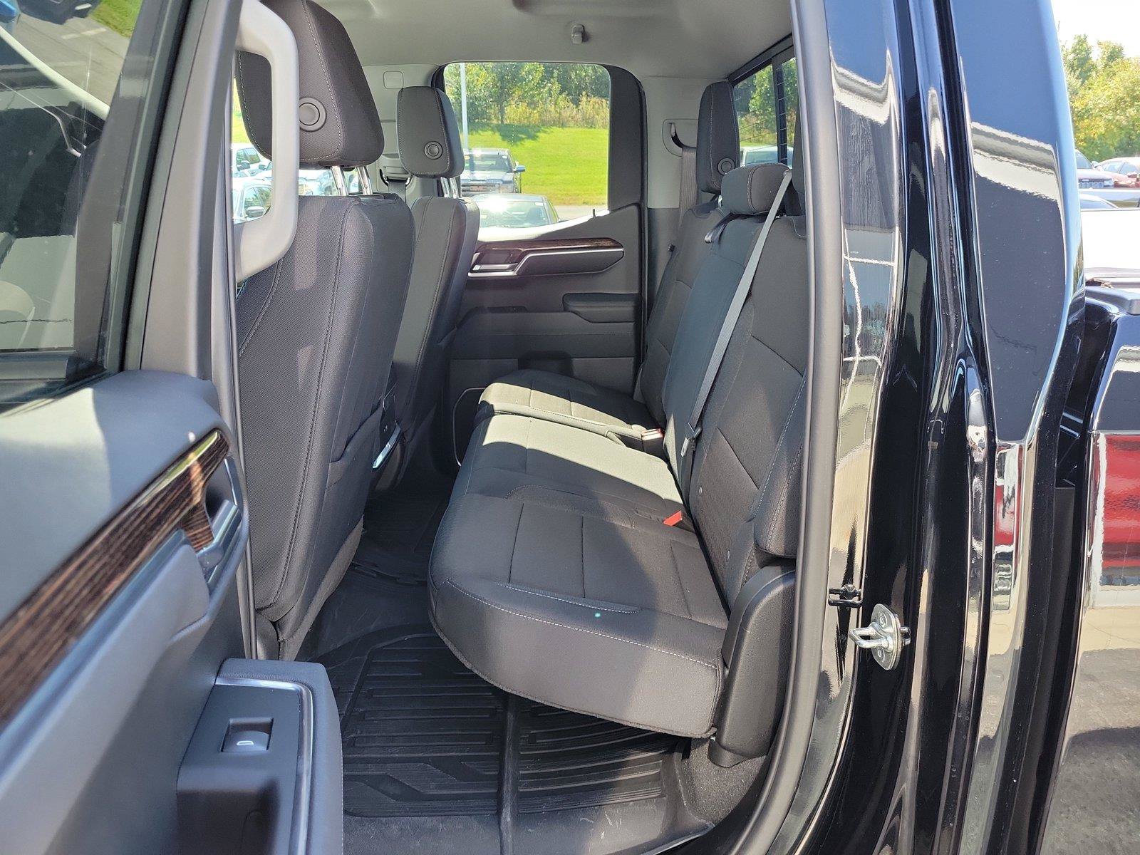 Used 2025 GMC Sierra 1500 Elevation AWD/4WD image 11