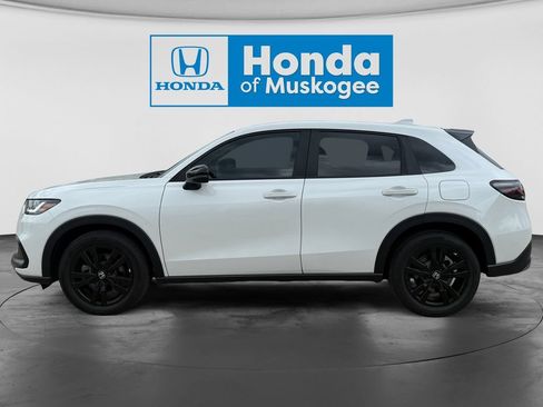 Certified 2026 Honda HR-V Sport image 5