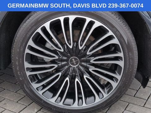 Used 2023 Lincoln Aviator Black Label w/ Dynamic Handling Package AWD/4WD image 12