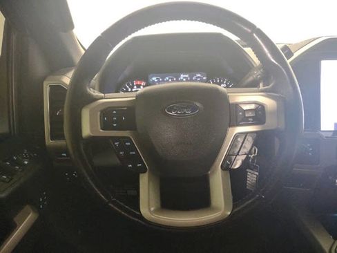 Used 2022 Ford F250 Lariat w/ Lariat Value Package AWD/4WD image 10